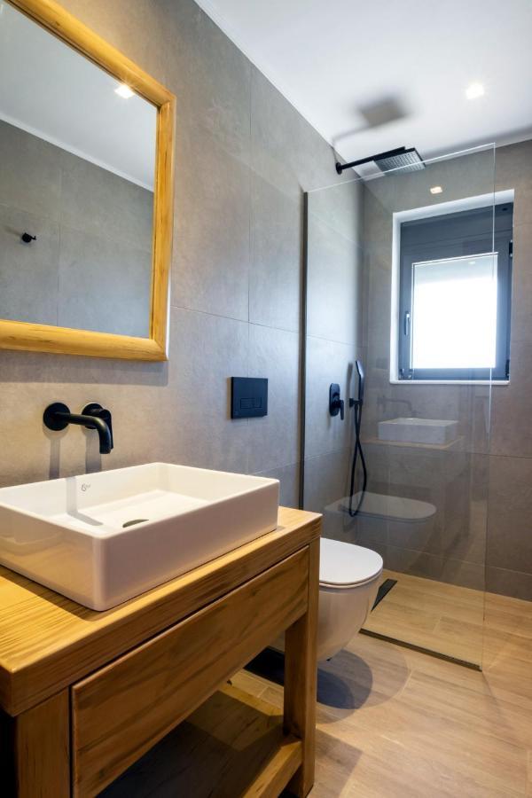 Cato Agro 5, Seafront Villa With Private Pool Afiartis 외부 사진